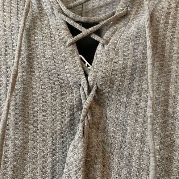 NWT Chaser Ribbed Top  - Picture 4 of 4